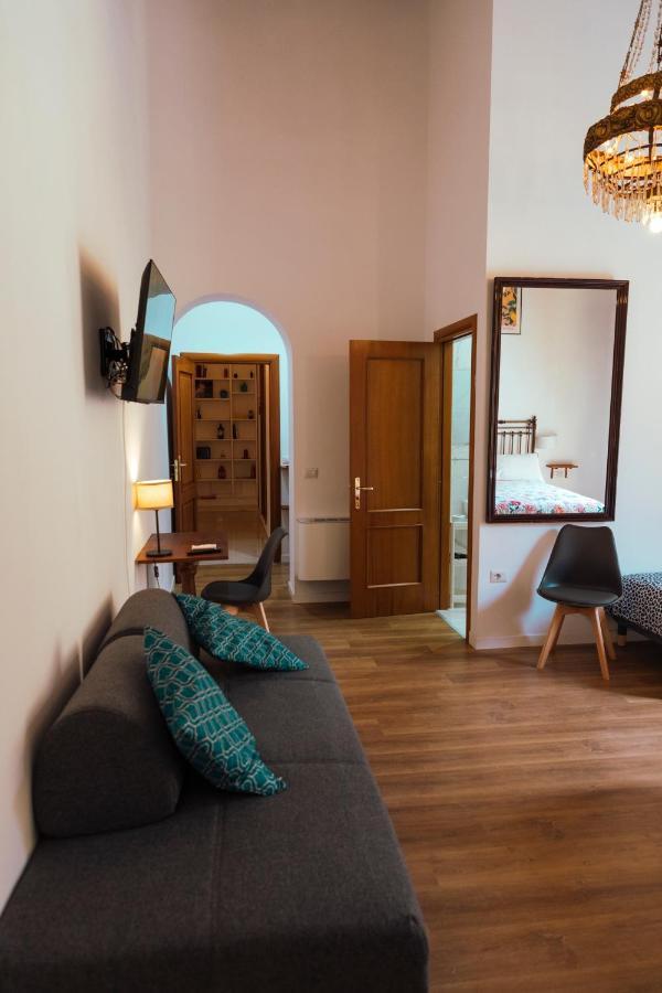 Relais Cuorenapoletano Naples Exterior photo